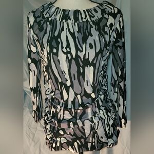 Abstract Black and White Women's Top NWT, Size S